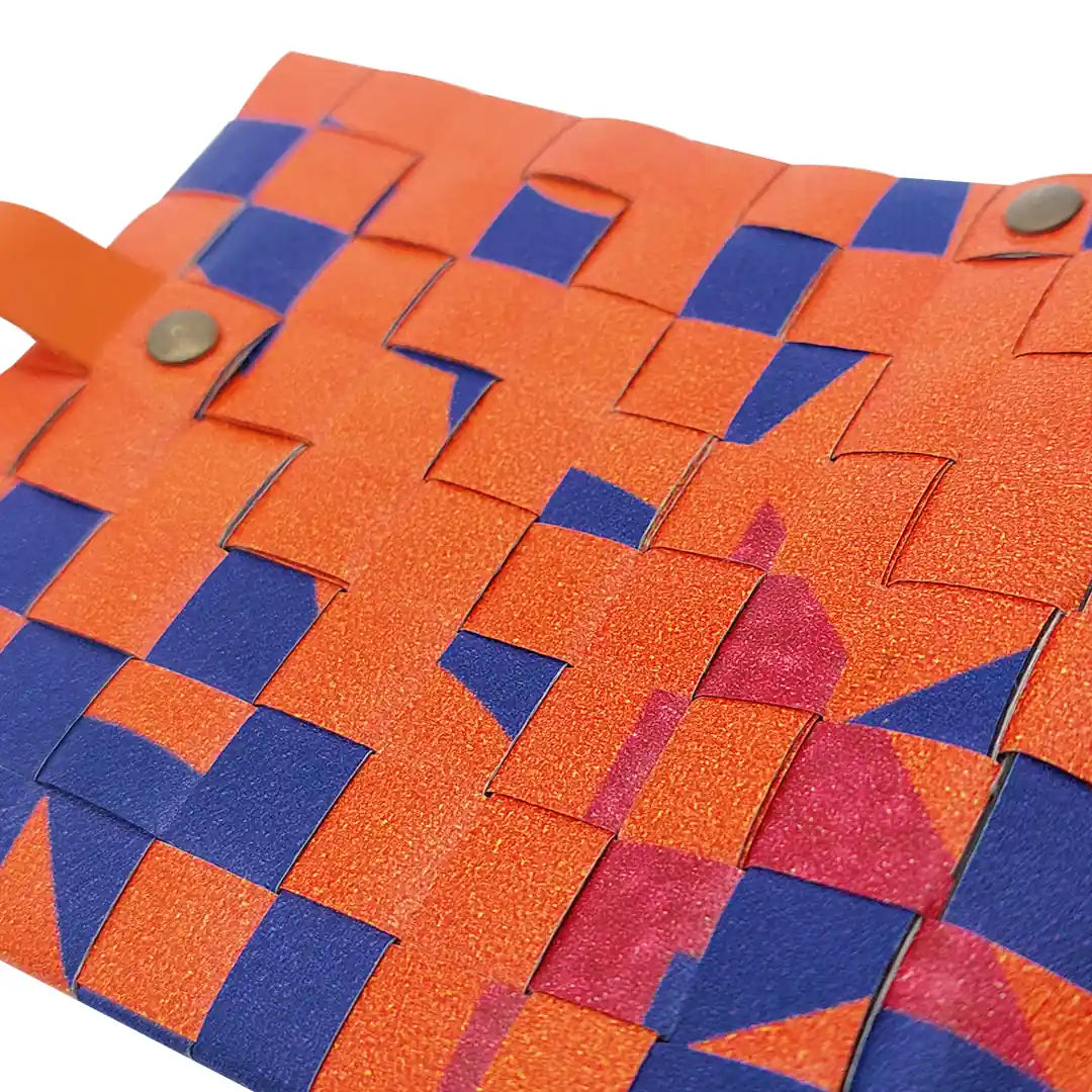 John Wallet 525 is a ReCreate wallet made from reclaimed advertising banner, with vivid orange-blue graphics, coin space and room for 8 cards. - detail